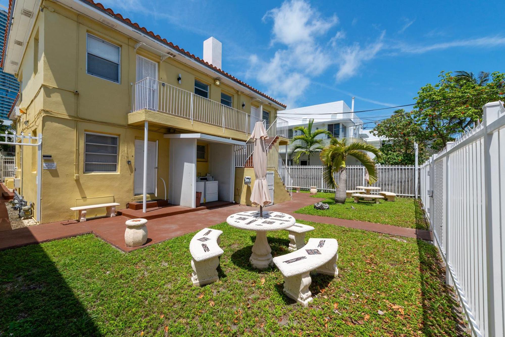 Sunnys Days 5Th St Leilighet Miami Beach Eksteriør bilde